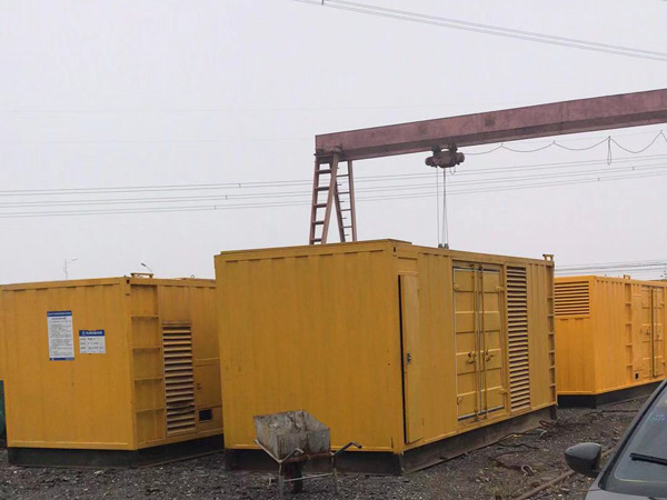 西流河镇100kw柴油发电机组每小时油耗?